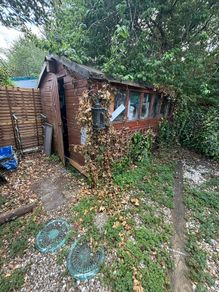 Garden shed