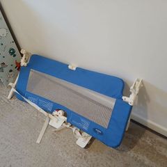 Safety bed guard
