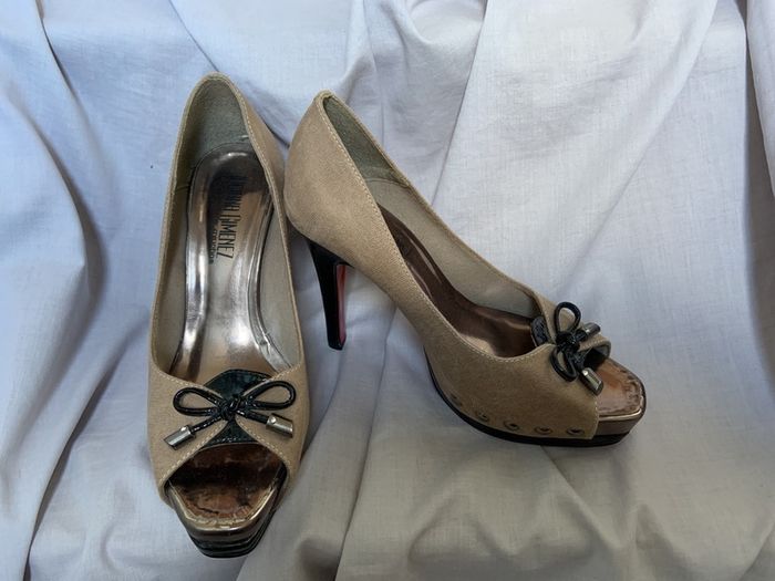 Santa Lolla Brazil Suede Platform Shoes