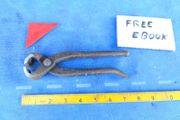 Pincers with Tack Lifter