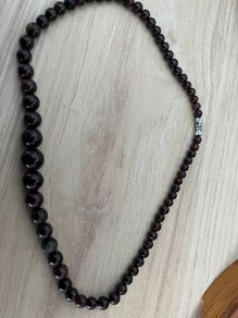 Garnet beads
