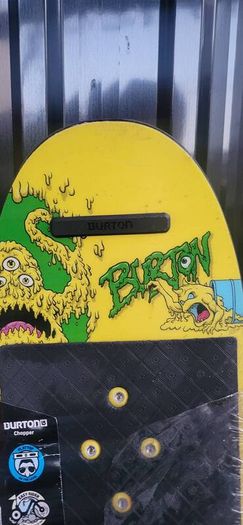 Kids snowboard