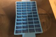 Large flexible Silicone Ice tray Reduced
