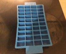 Large flexible Silicone Ice tray Reduced