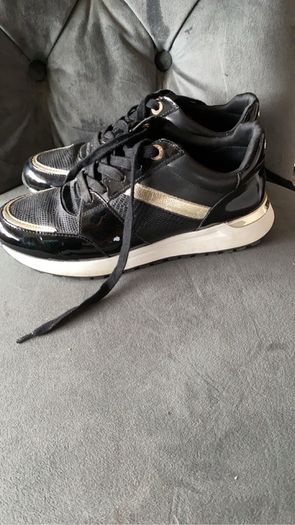 Dune trainers