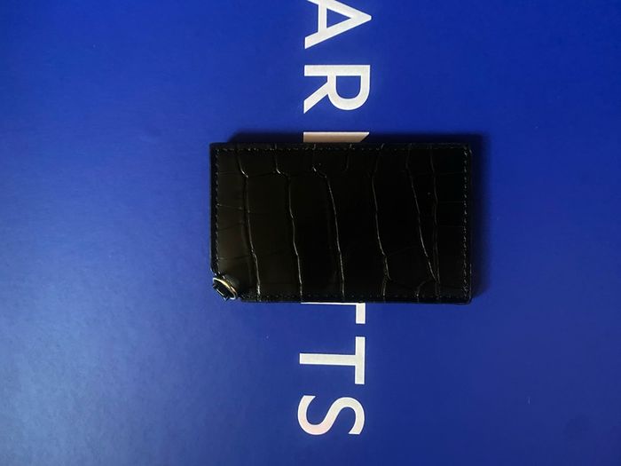 Card holder