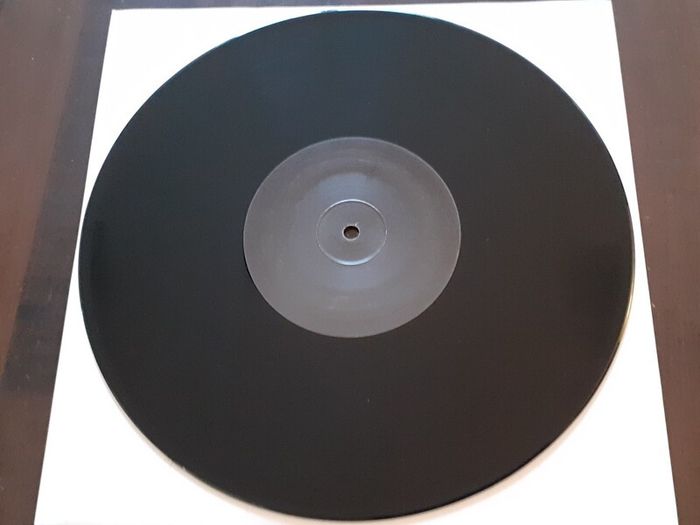 Kasabian 10"