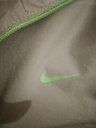 Nike golf top