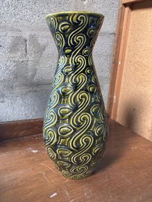 vase Irish made