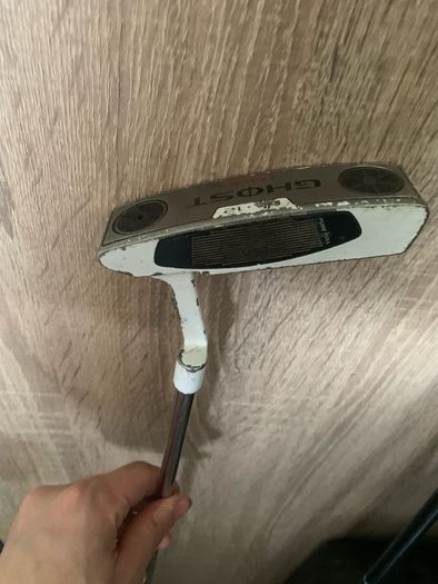 Junior Slazenger golf club set w a Taylormade Putter & balls