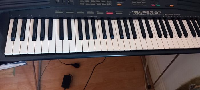 Yamaha PSR 37