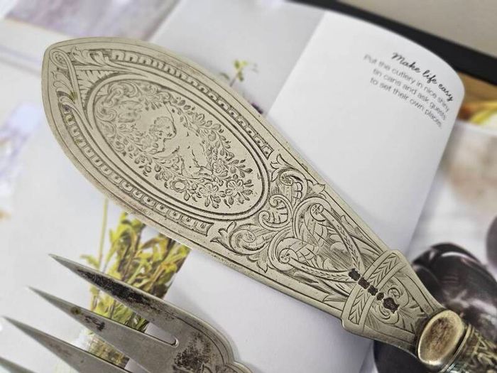 Late 1800s Antique Victorian Fish Servers Silver Plated Service set