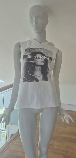 white tank top forever 21( NWT)