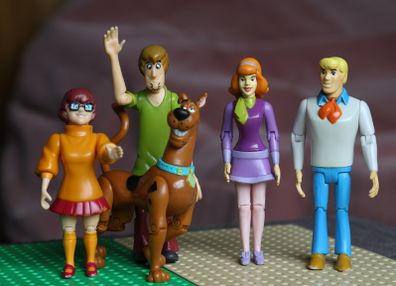 Scooby Doo Mystery Incorporated crew