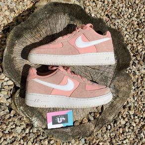 Premium Nike Air Force 1 Low Pink