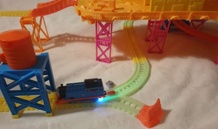 Thomas and Friends - Hyper Glow Station