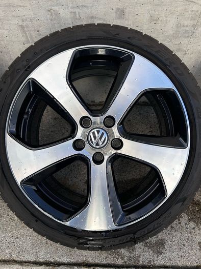 Genuine Volkswagen R-Line Austin 18" Alloy Wheels