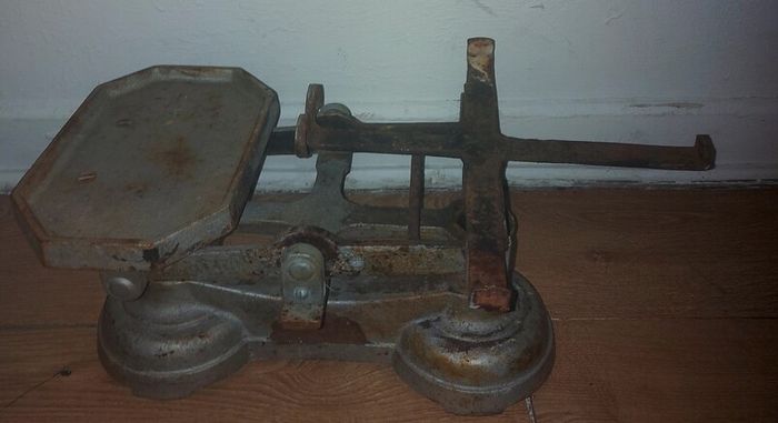 vintage weighing scale