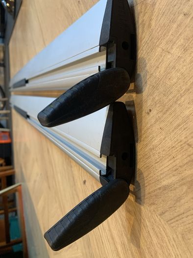 Thule roof bars 140cm