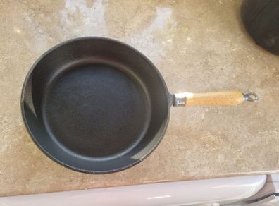 Cast Iron Frying Pan 26cm