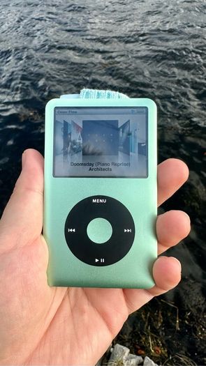 Custom iPod Classic 256GB USB-C