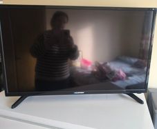 32 inch TV