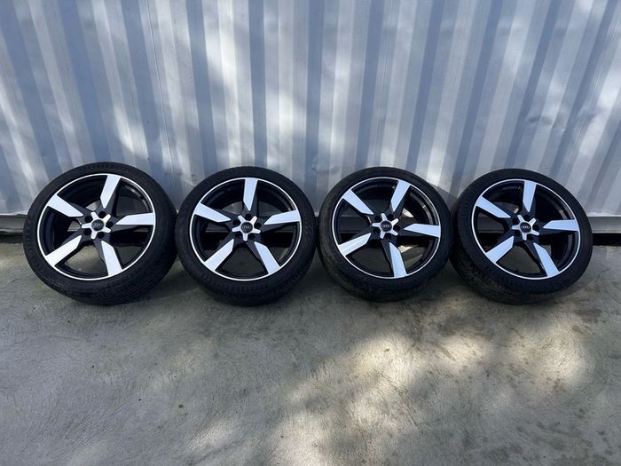 Genuine Audi A6/S6 Polygon Sport 20" Alloy Wheels