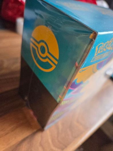Pokemon Ascended Heroes Elite trainer box