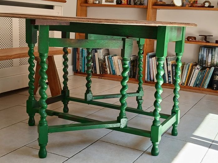 solid oak dining table