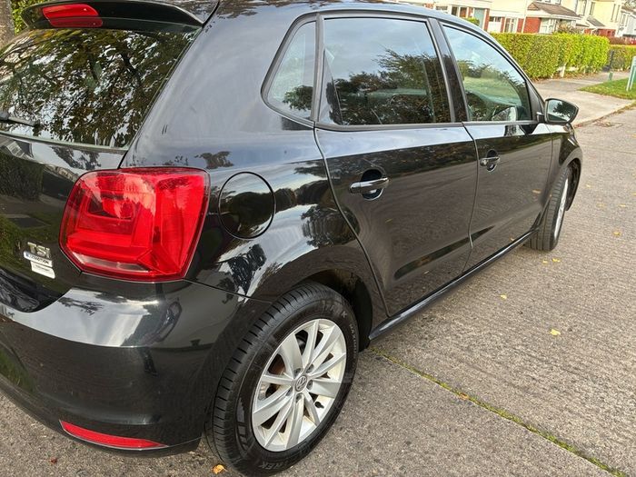 2015 Volkswagen Polo