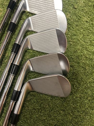 Srixon ZXi5/ZXi7 combo iron set