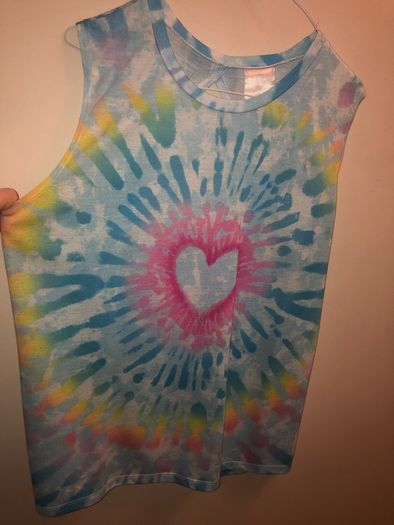 Tie-dye top (age 15-17)