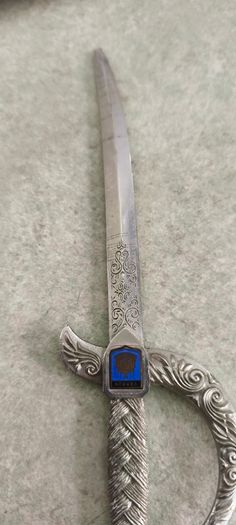Vintage -Fiddle Pattern- silver plated flatware 4 pieces, similar in style to those produced in the Victorian era 18.00E. And 3 letter opener each is 10.00 euro