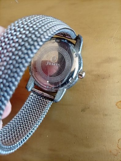 Vintage Jemis (Seiko Group) Quartz Watch. Rare Retro 1980s Mesh Strap Timepiece