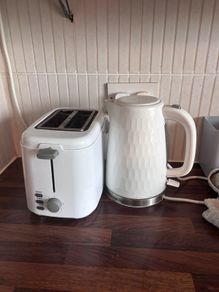 Kettle and toaster