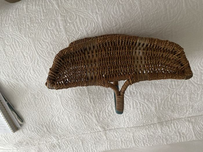 Antique Basket Truc style