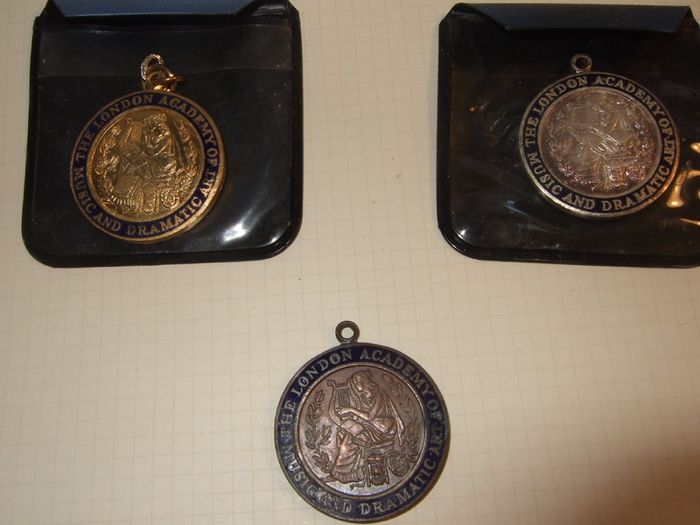 English Coins And Medals.