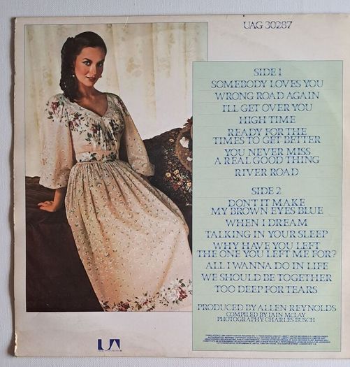 The Crystal Gayle Singles Album Vinyl