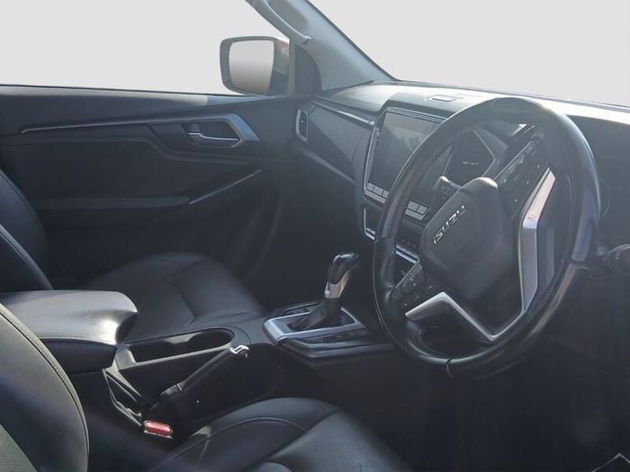 2025 Isuzu D-Max