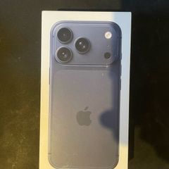 iPhone 17 Pro 256GB Deep Blue