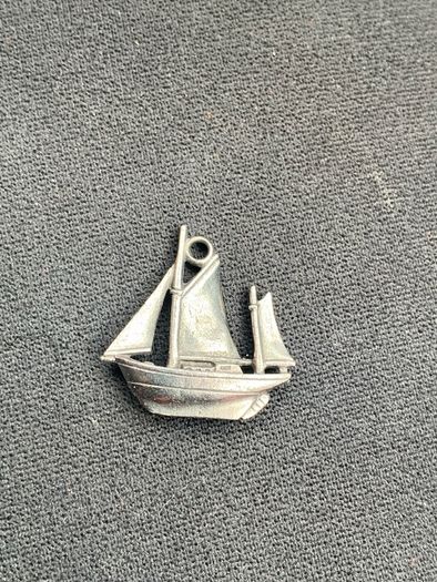 Silver Boat Pendant