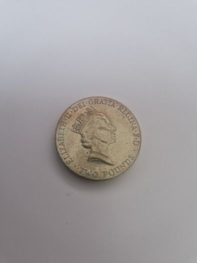 Euro 1996 2 pound football coin