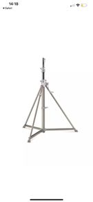 Manfrotto tripod stand