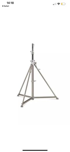 Manfrotto tripod stand
