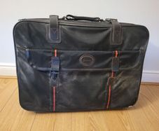 Suitcase on weels