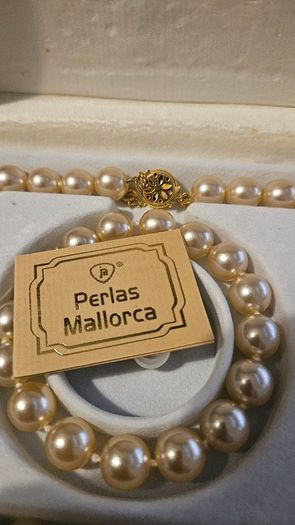 Majorca pearls