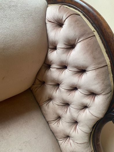 Antique Victorian Mahogany Chaise Lounge / Lougue