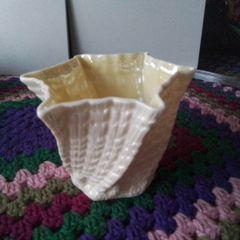 Beleek Pot