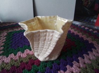 Beleek Pot