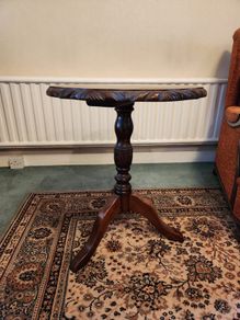 Occasional table